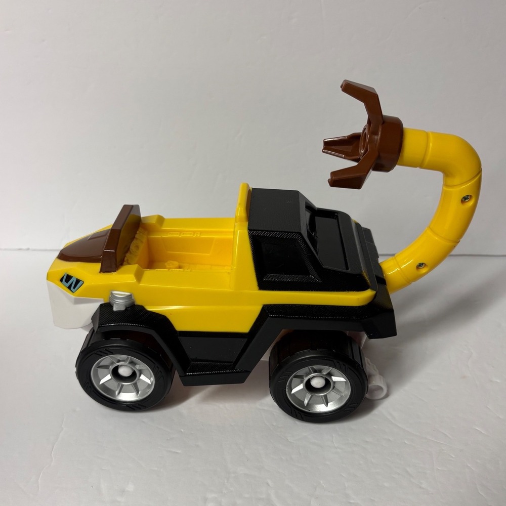 Paw Patrol Cat Pack Leo Figure and Transforming Lion Toy Truck Vehicle Set - Picture 6 of 8